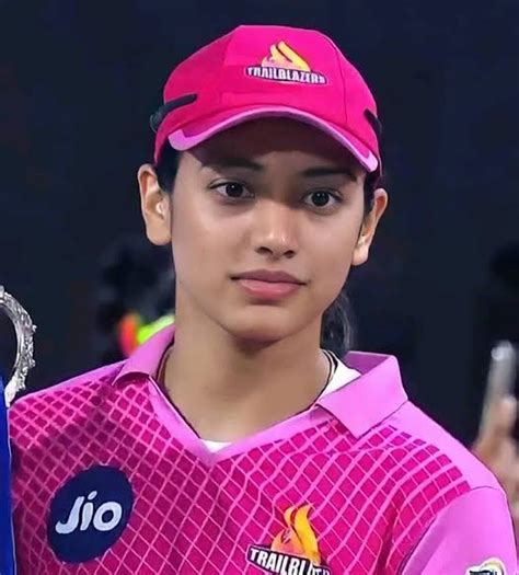 smriti mandhana nude|Smriti Mandhana